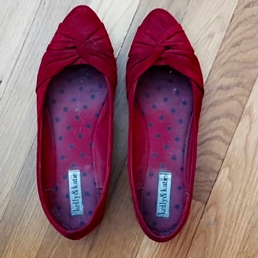 Kelly & Katie Flats